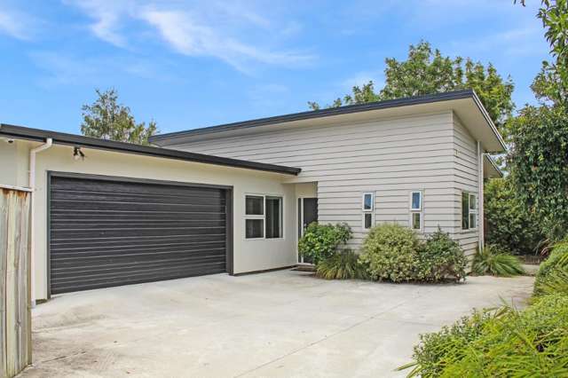 ROSLYN - 3 BEDROOM