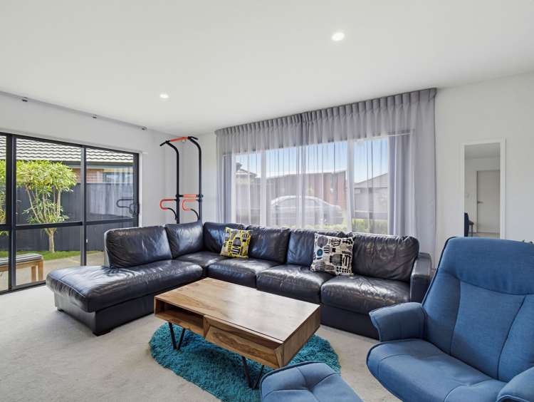 10 Leicester Place_2