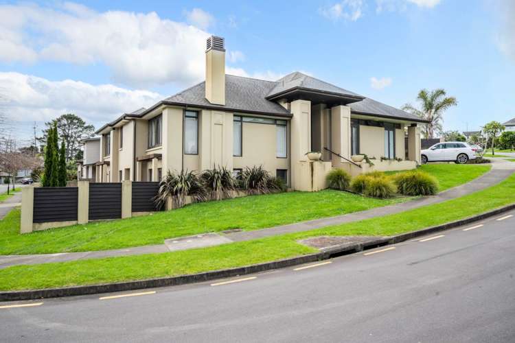 21 Oak Bark Drive Schnapper Rock_2