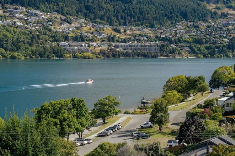 560 Peninsula Road Kelvin Heights_24