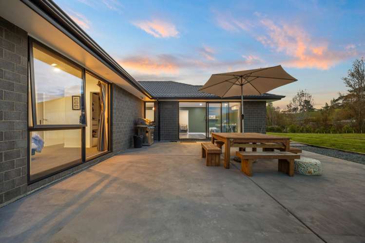 1347 State Highway 16 Waimauku_6