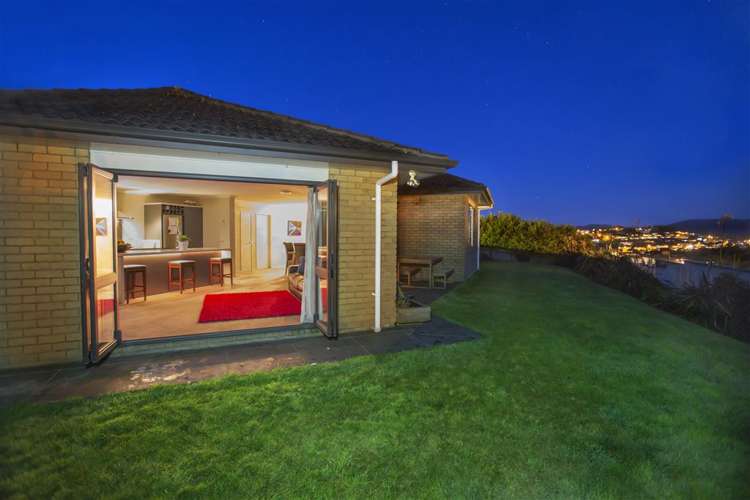 17 Kahurangi Heights Aotea_3