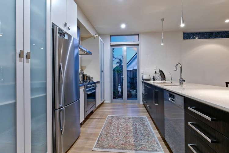 54 Penzance Road Mairangi Bay_11