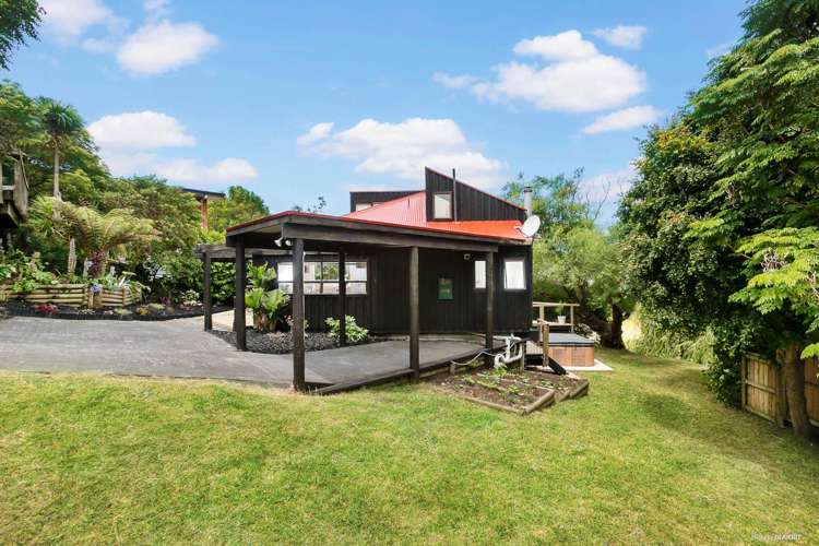 64b Mirrabooka Avenue Botany Downs_14