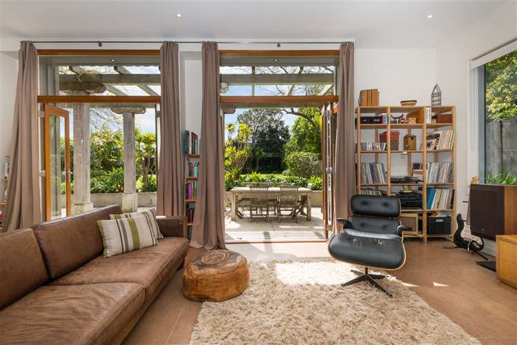 36 Williamson Avenue Belmont_7