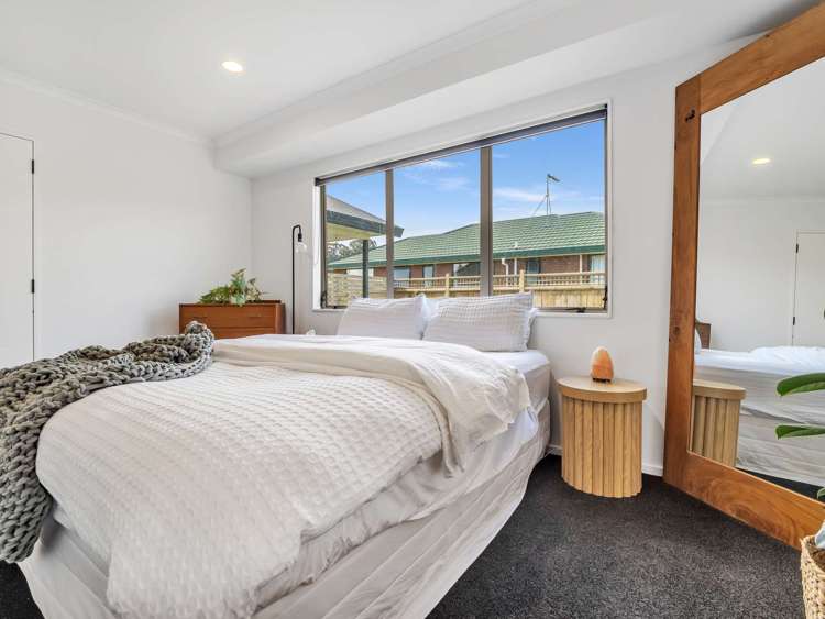 88 Dixon Road Glenview_20