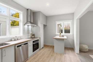 30 Cowlishaw Street_4