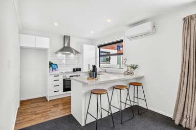2/2 Summit Terrace_2