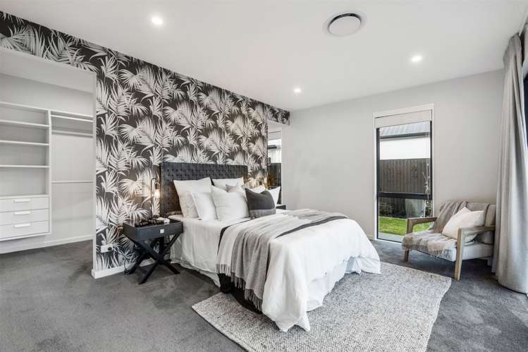 68 Vernon Drive Lincoln_8