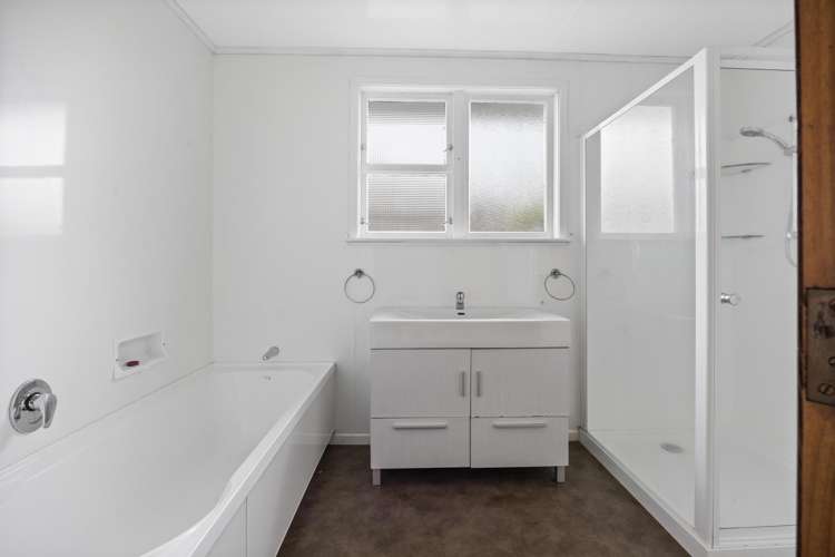 37 Disraeli Street Hawera_14