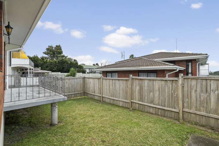 233 Hepburn Road Glendene_22