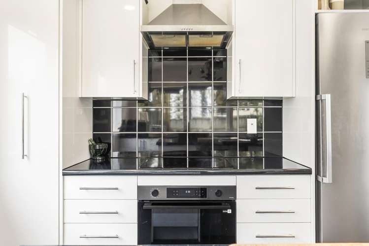 27 Stevenson Road Clarks Beach_4