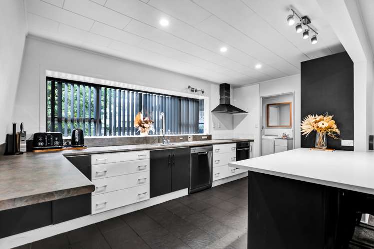 52 Murray Avenue Hawera_6