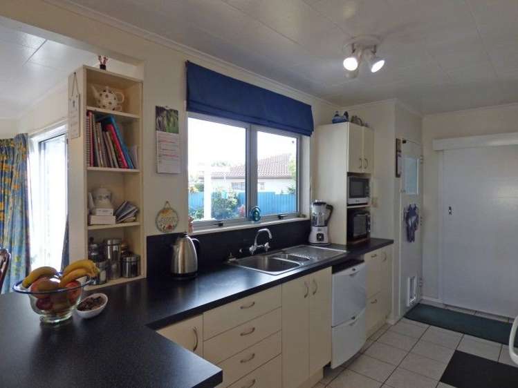 4 Glamorgan Avenue Tamatea_8