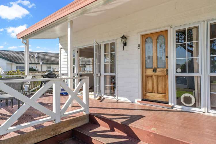 8 Evanda Crescent Conifer Grove_1