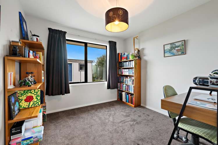 37 Ocean View Crescent Rarangi_26