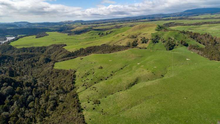 Quartz Range Road Bainham_11