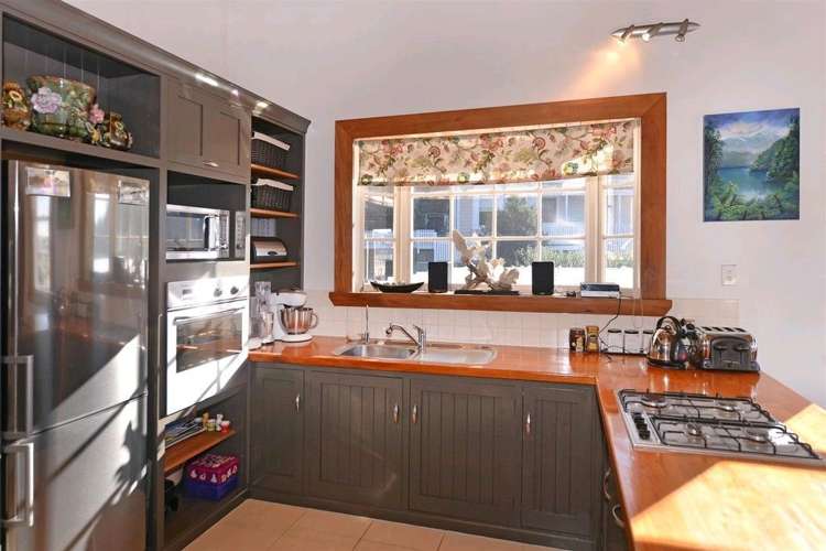 9 Fountain Place Beachville_8