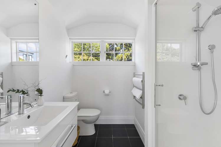 50 Saint Johns Road Saint Johns_17