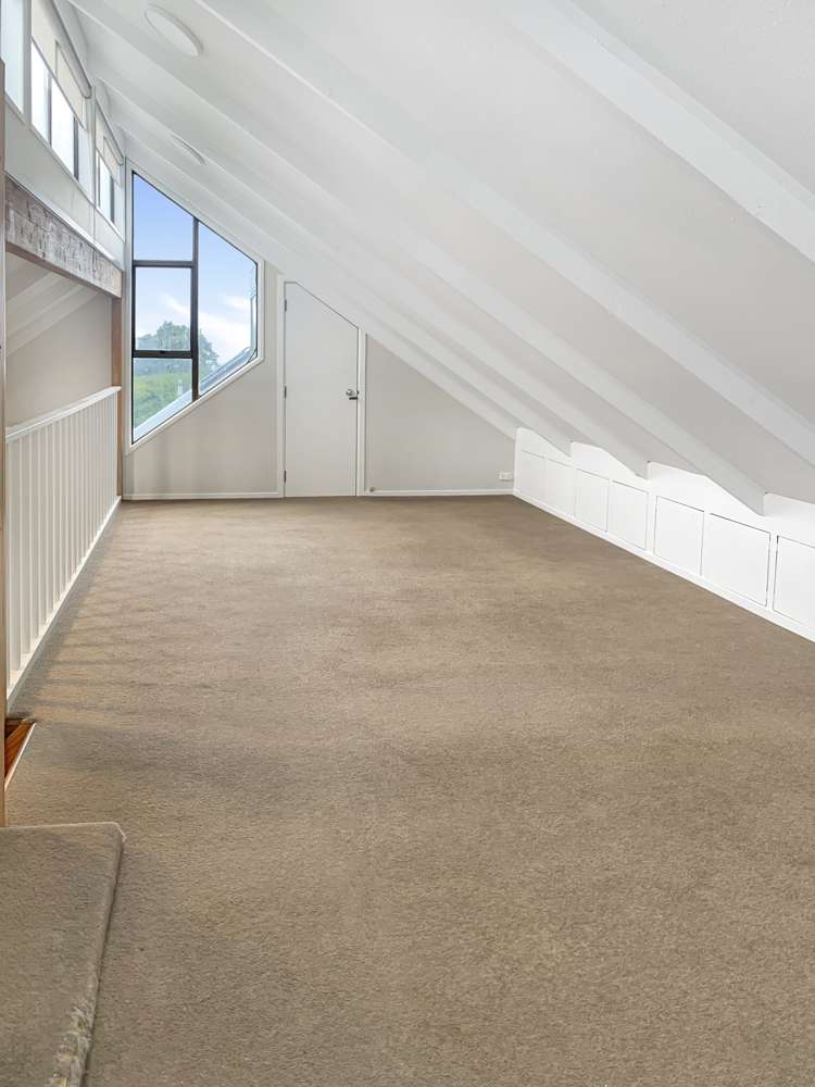 8 Awhiorangi Promenade Swanson_13