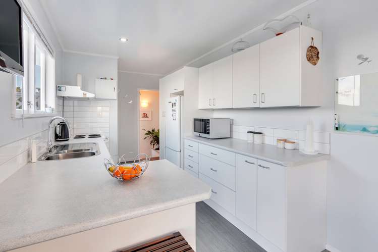 9 Bodi Place Te Atatu South_6