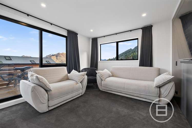 19 Stone Ridge Place Queenstown Hill_16