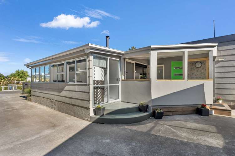 47 Kings Avenue Waikuku Beach_2