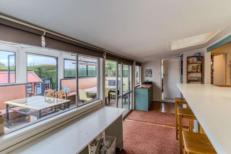 1391 Coast Road Karitane_23