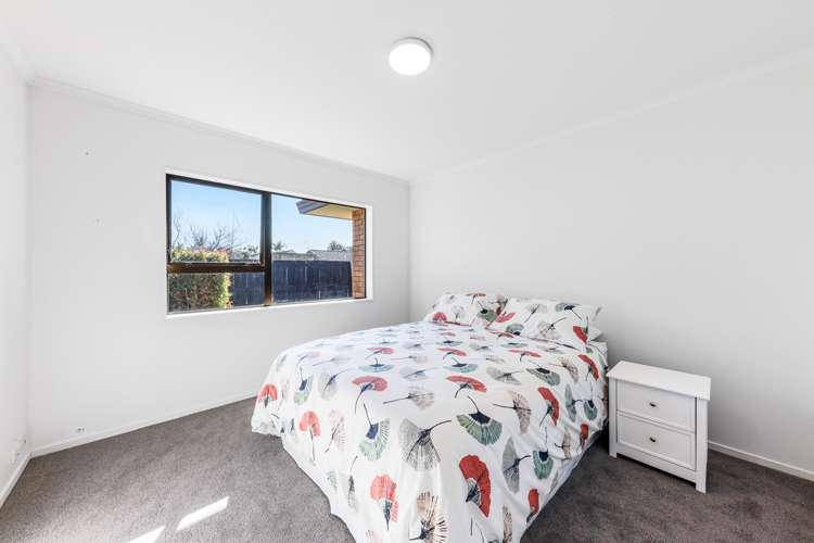 7b Neville Street Point Chevalier_12