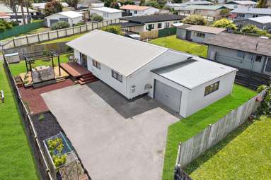 22c Tironui Station Road East_2