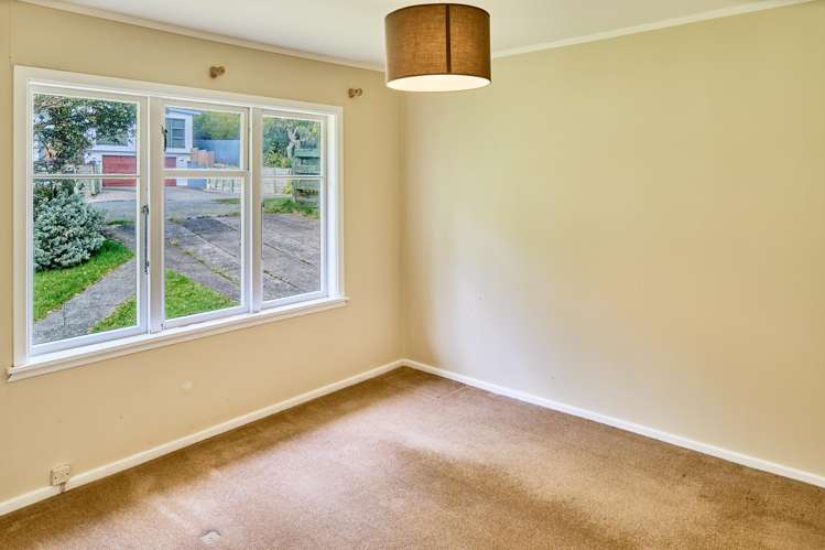 13 Pukerua Beach Road Pukerua Bay_9