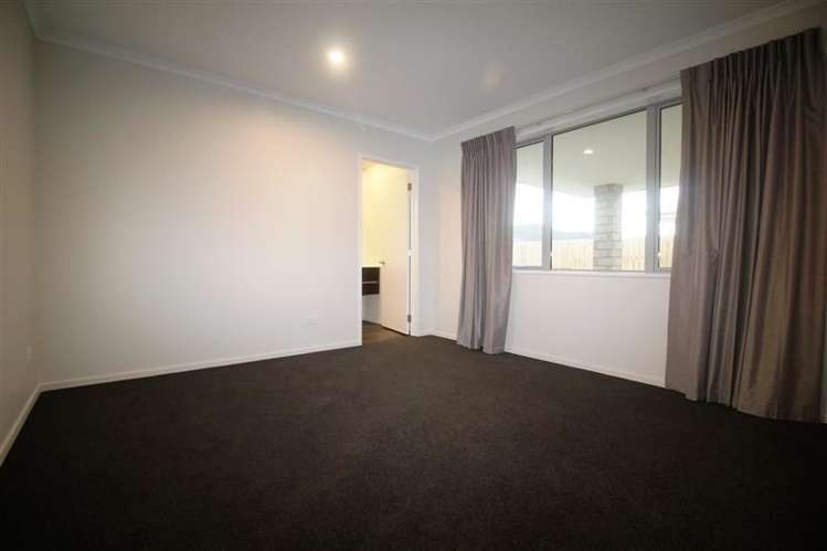 7 Hineaari Street Marshland_5