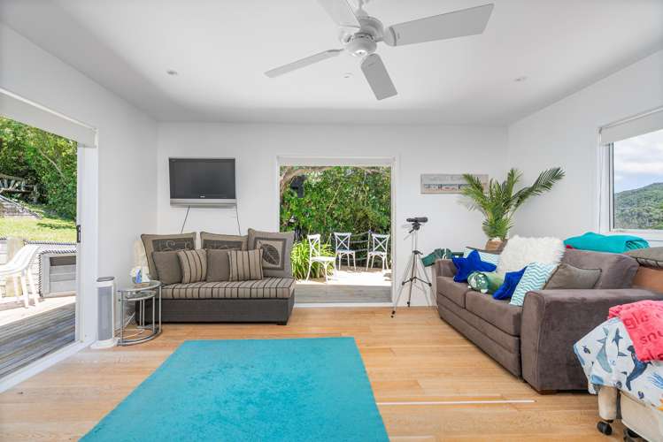 102 Tangiora Avenue Whangapoua_17