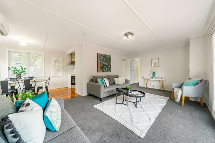 5 John Street Stokes Valley_7