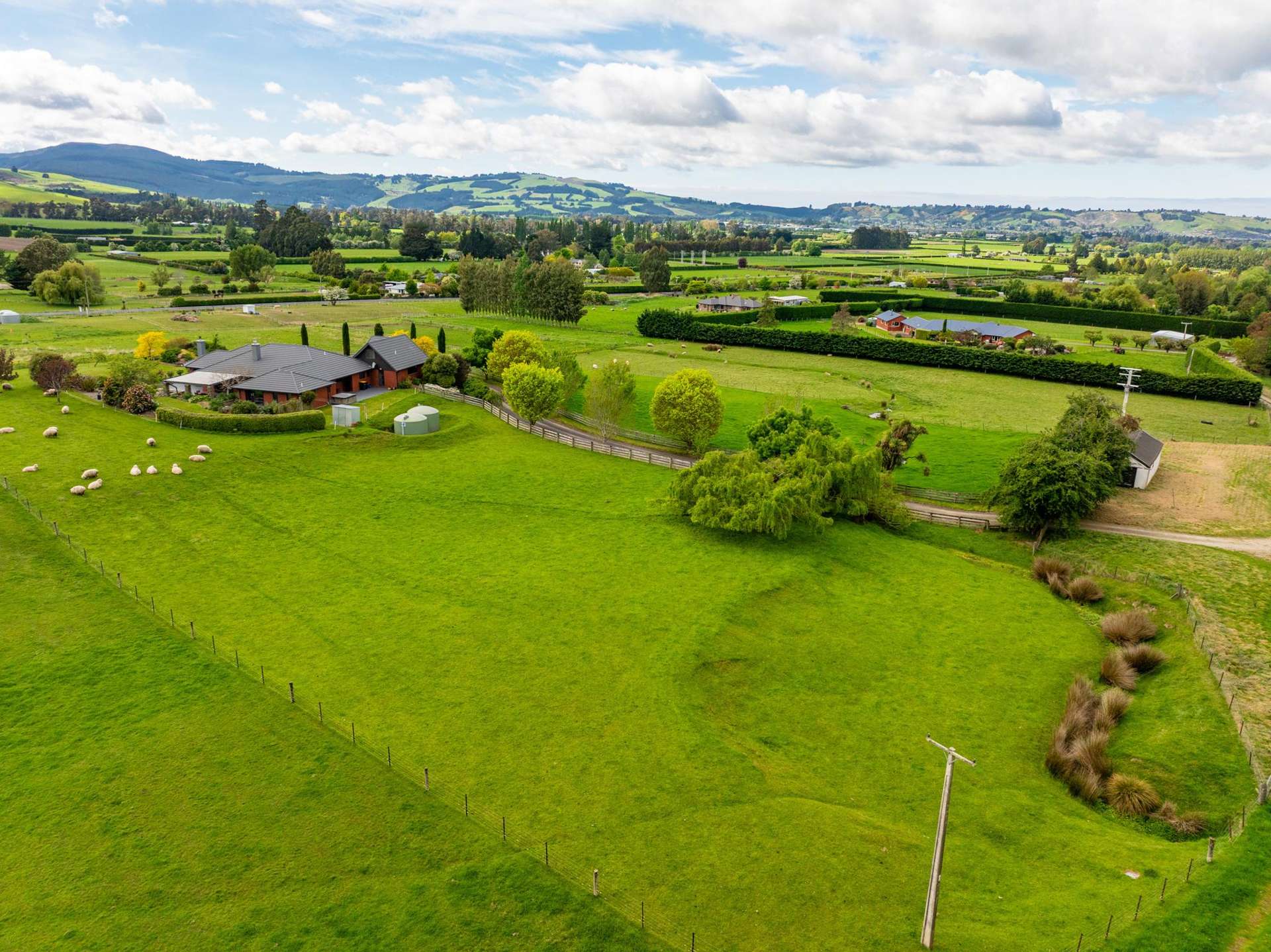 16 Tirohanga Road, North Taieri Mosgiel_0