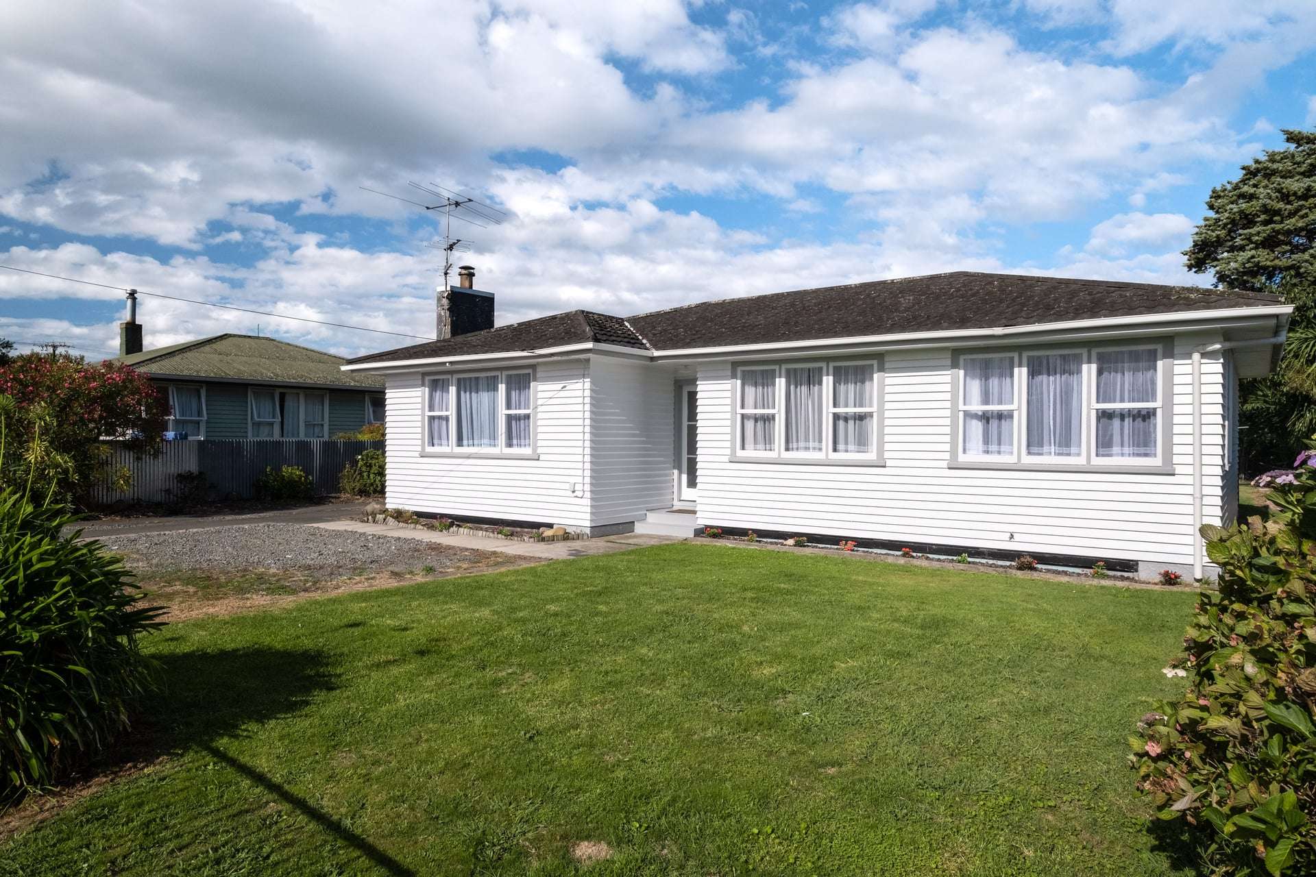 42 Lytton Road Riverdale_0
