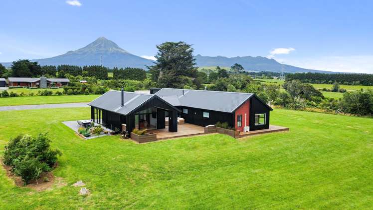 1506 Egmont Road Egmont Village_36