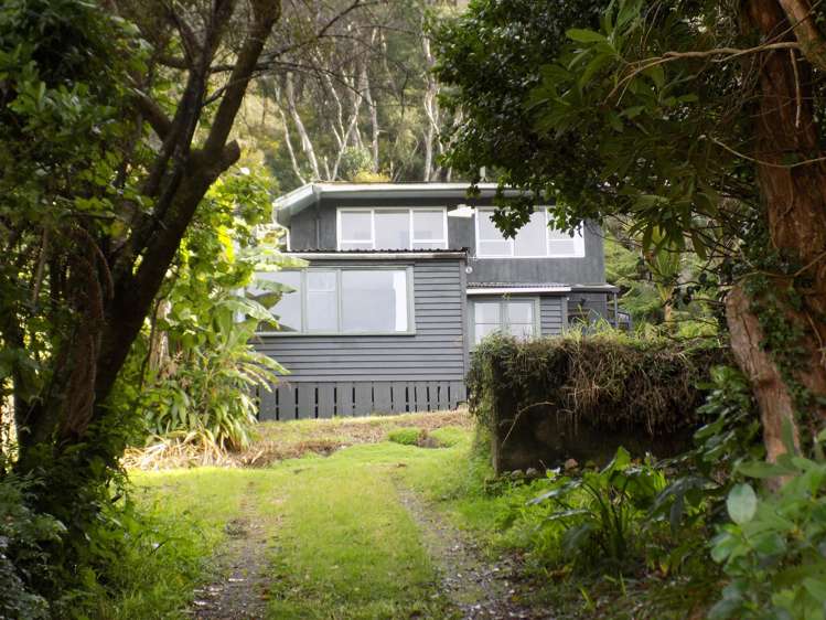 21 Huia Dam Road Huia_12
