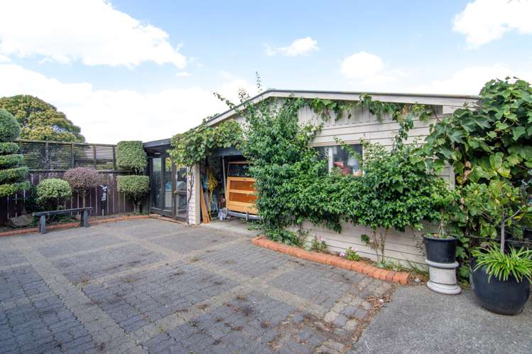 4 Russell Street Palmerston North Central_24