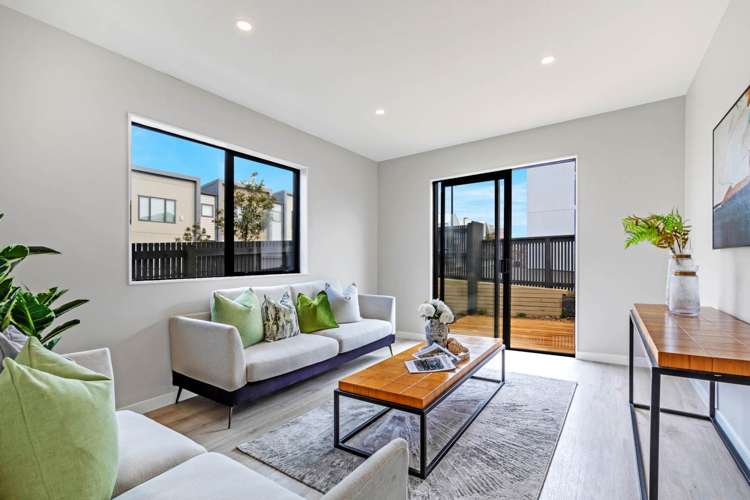 24 Bristol Freighter Road Hobsonville_6