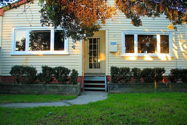 49 Queen Mary Avenue New Lynn_0