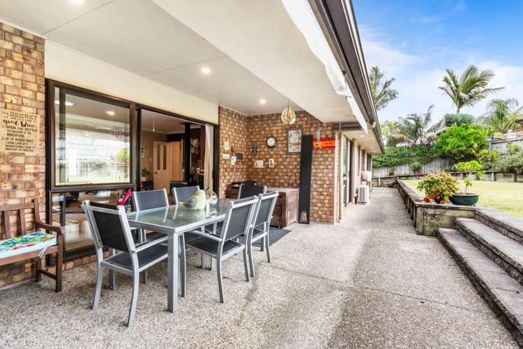 8 Blakewell Place Beachlands_12