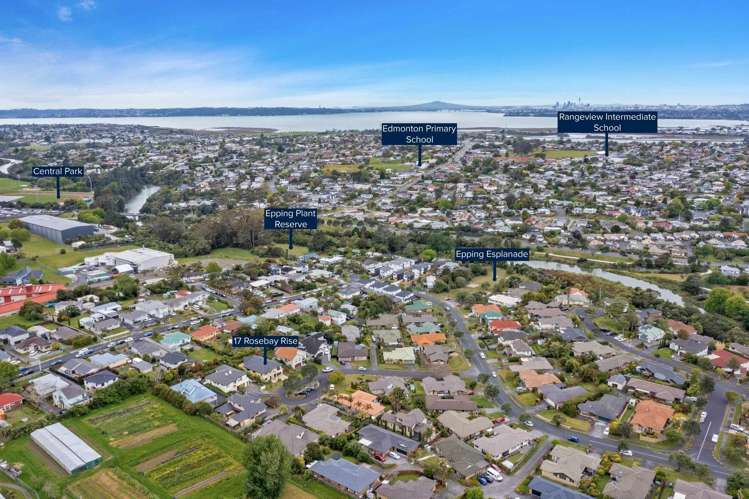 17 Rosebay Rise Henderson_16