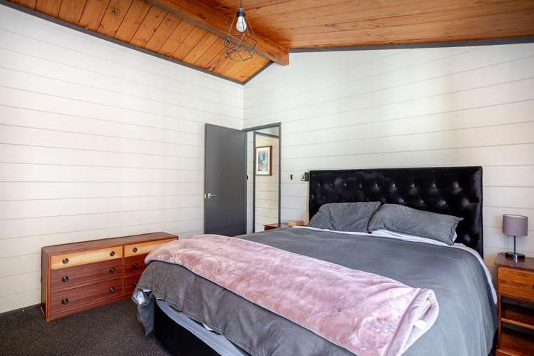 51 Guy Street Dannevirke_12