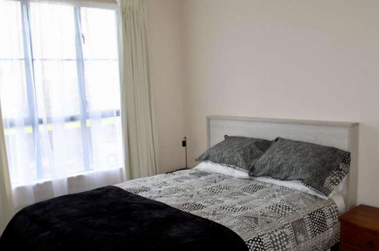 1b/6 Queen Street Palmerston North Central_5