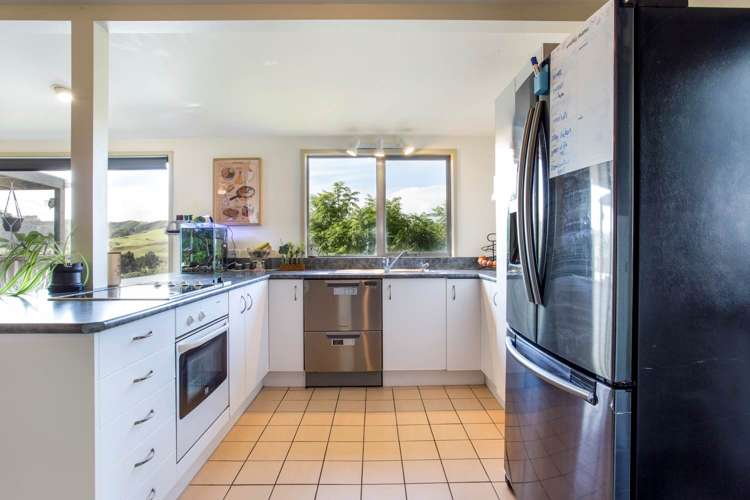 17 Empressa Heights Helensville_3