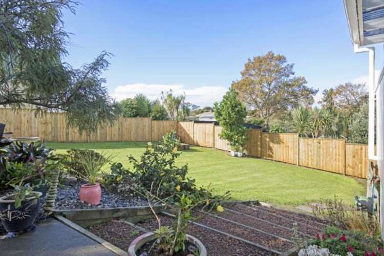 60a Beach Road Mellons Bay_10