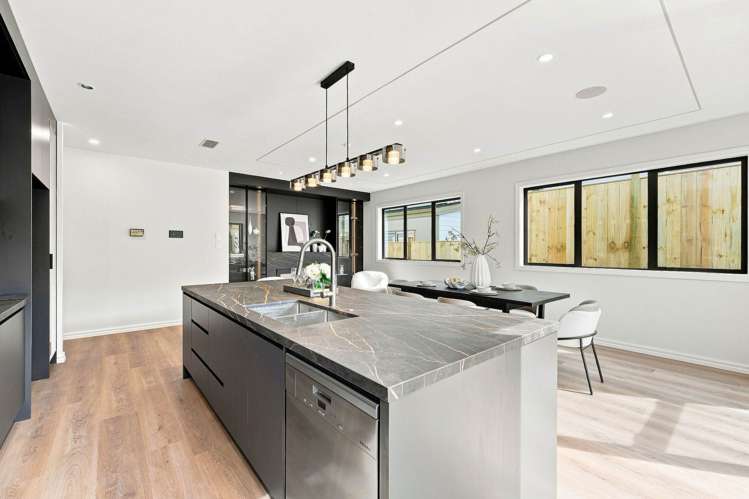 2 Antler Lane Greenhithe_9