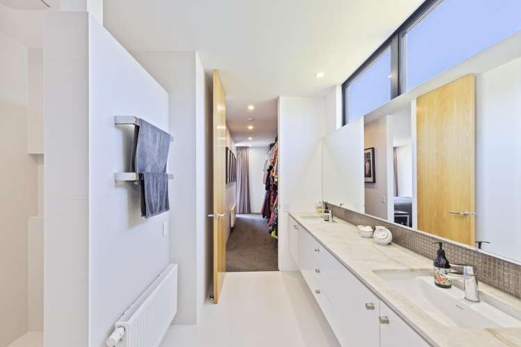 5 Barrett Street Westown_18