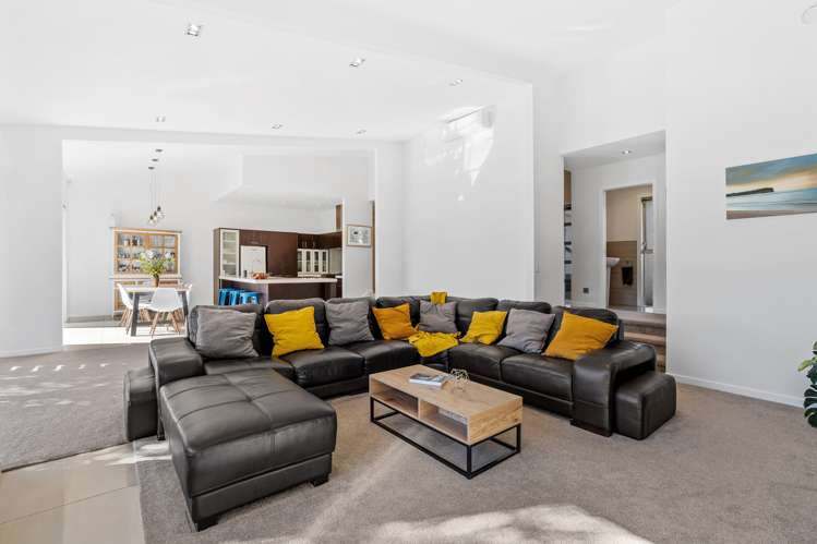 15 Hawaiian Parade Arkles Bay_12